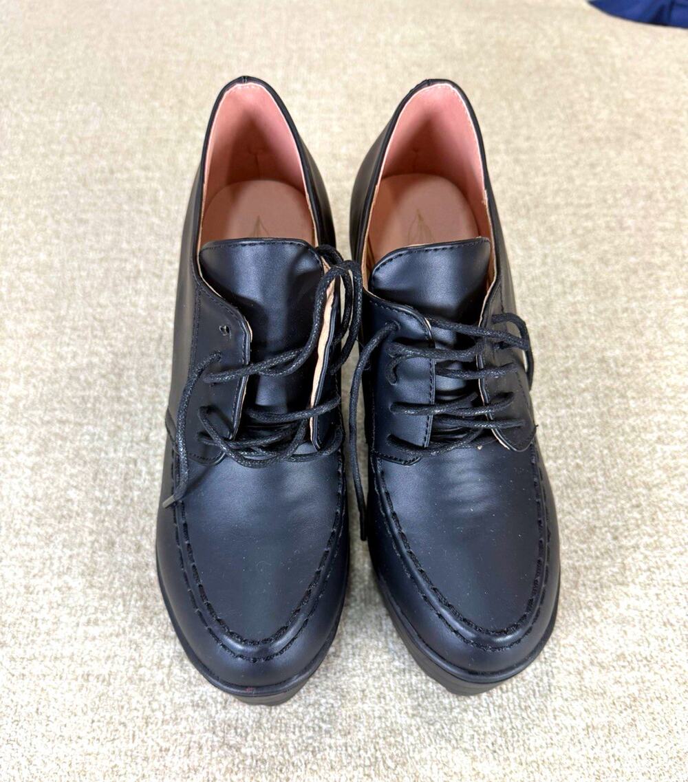 Women’s Black Lace-Up Platform Block Heel Oxfords Round Toe Synthetic US 4.5